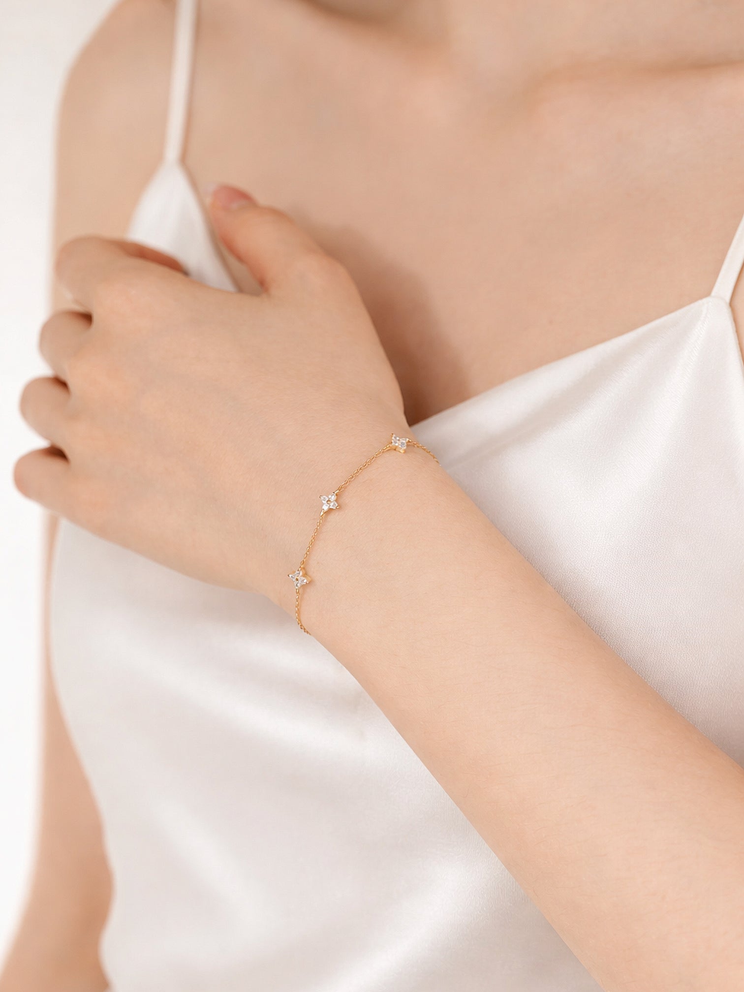 Evie gold floral crystal dainty layering bracelet 17cm by myEdzy